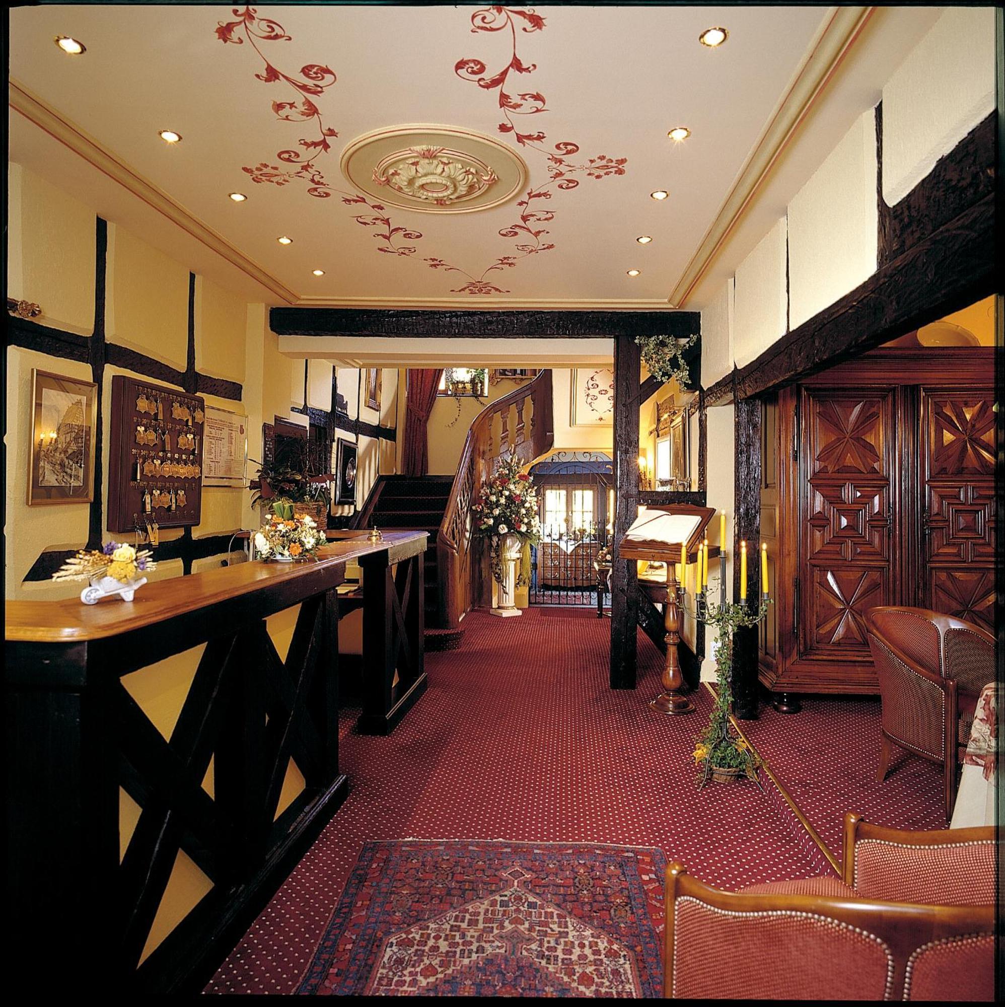 Hotel Restaurant Le Maréchal - Les Collectionneurs Colmar Exterior foto